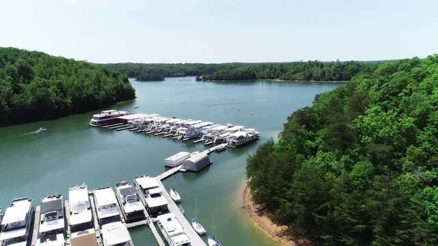 Aerial, boats in Laurel River Lake