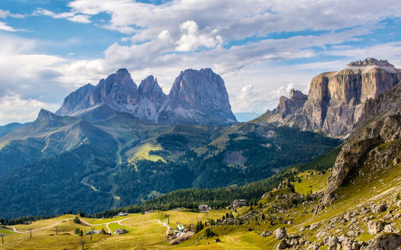 Wonderful landscape of  the Dolomites Alps. Majestic Langkofel (Sassolungo) and Sella Ronda. Location: South Tyrol, Dolomites, Italy. Travel in nature. Artistic picture. Beauty world.