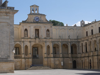 Fototapeta na wymiar Lecce – Seminary. It has a baroque facade commissioned by Bishop Pignatelli and it is situated in Piazza Duomo of Lecce.