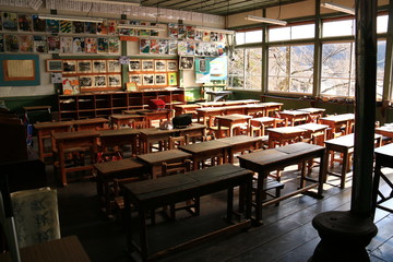 遠山郷　旧木沢小学校の風景