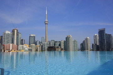 Fototapeta na wymiar Rooftop views of Toronto