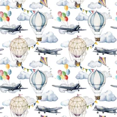 Tapeten Aquarell nahtloses Muster mit Wolken und Heißluftballons. Handgemalte Himmelillustration mit Aerostates, Flugzeugen und Girlanden lokalisiert auf weißem Hintergrund. Für Design, Drucke, Stoff oder Hintergrund. © yuliya_derbisheva