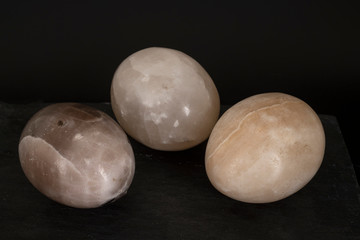 Fototapeta premium yoni eggs in studio