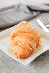 Crispy croissant