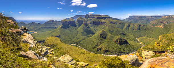 Obraz premium Kanion rzeki Blyde Punkt widokowy trzech rondavels