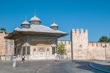 The fountain of sultan Ahmed III near hagia sophia, Istanbul , Turkey