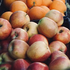 red apples in the market, healthy food