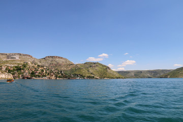 Fototapeta premium view of halfeti boat tour - gaziantep turkey