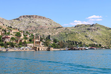 Fototapeta premium view of halfeti boat tour - gaziantep turkey