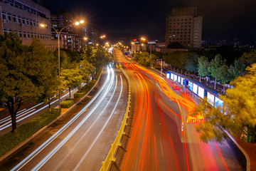 Fototapeta na wymiar The city at night