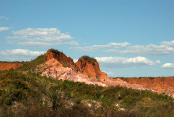 Le Cirque rouge. Fort Dauphin, Madagascar