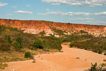 Le Cirque rouge. Fort Dauphin, Madagascar