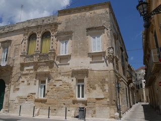 Fototapeta na wymiar Baroque of Lecce Typical architectural details in Baroque style in the town of Lecce, Salento, Apulia, Italy