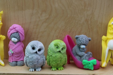 2 owls of soap green and gray