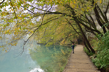 Fototapeta premium Landscape in Plitvice National Park, Croatia, in the fall