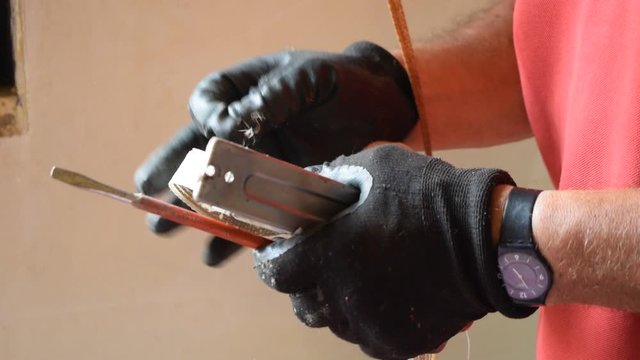 Riparazione di una tapparella ft9108_0420 Roller shutter