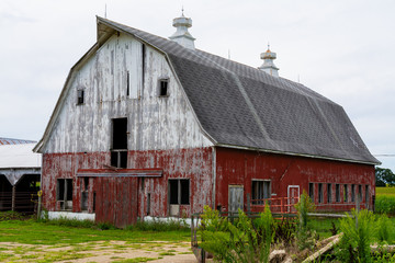 Old rustic barn © EJRodriquez