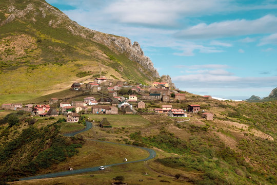 Pueblo de la Peral