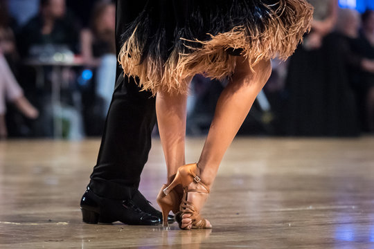 couple dancing latin dance