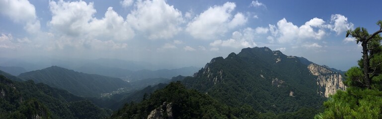 Naklejka premium mountains