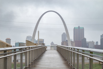 Saint Louis arch, Missouri, USA, cloudy spring day