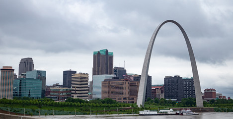 Saint Louis arch, Missouri, USA, cloudy spring day
