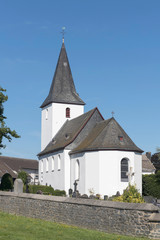Fototapeta na wymiar Kirche in Rheinbach Wormersdorf