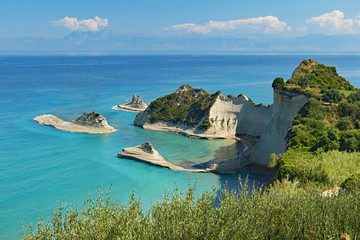 Lehmklippen von Kap Drastis - Korfu - obrazy, fototapety, plakaty