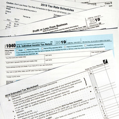 015-tax_forms-studio-23aug19-09x09-006-400-3997