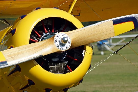 Propeller eines Doppeldeckers