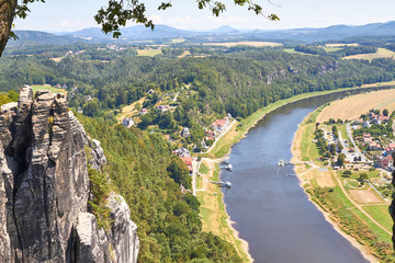 Als Sächsische Schweiz wird der deutsche Teil des Elbsandsteingebirges in Sachsen bezeichnet.