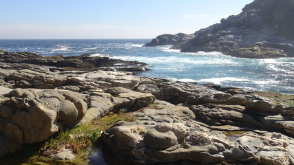 Fototapeta na wymiar landscape of rocky beach and ocean view