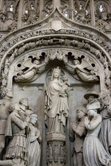 Fototapeta na wymiar Sculpture group with Virgin Mary in Breda main church