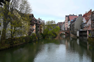 Fototapeta na wymiar houses on canal in Nuremberg