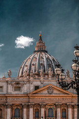 Obraz premium St. Peter Cathedral in Vatican City, the heart of Catholic Christianity