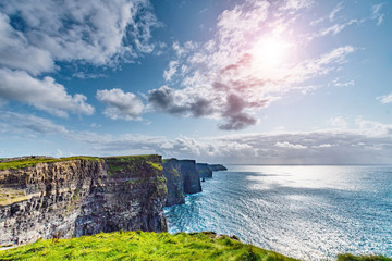 Naklejka premium Cliffs of Moher Ireland