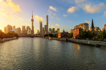 Fototapeta na wymiar Beautiful Shanghai city scenery at sunrise,China