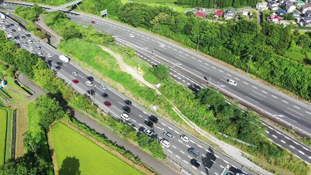 東名高速道路の渋滞