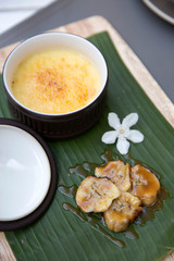 Custard serve with caramel bananas