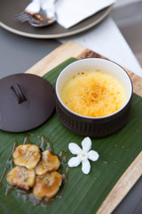 Custard serve with caramel bananas