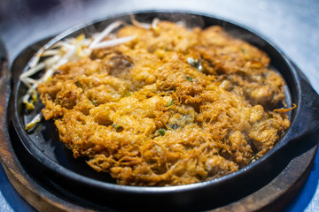 crispy fried mussel pancake Thai recipe