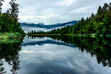 Fototapeta premium Lake matheson at new zealand