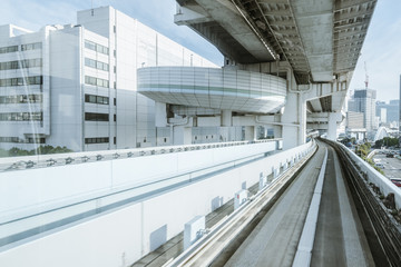 Obraz premium Cityscape from monorail sky train in Tokyo