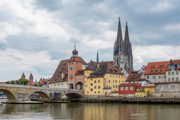 Die Altstadt von Regensburg mit Donau