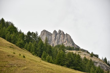 Fototapeta na wymiar Les Aiguilles de Chabrières (Hautes-Alpes)
