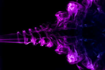 The light trails resemble smoke that moves back and forth, like waves and like an explosion.