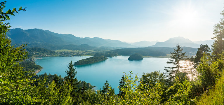 Faaker See lake in K&auml;rnten, Carinthia, Austria