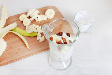 How to make sweet banana layer dessert