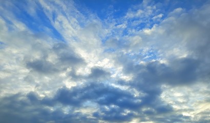 Obraz premium blue sky with white clouds