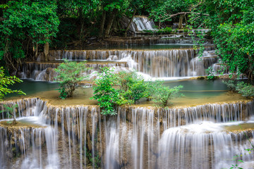 Fototapeta na wymiar Huai Mae Khamin Waterfall at deep tropical rainforest in Srinakarin dam, national park in Thailand